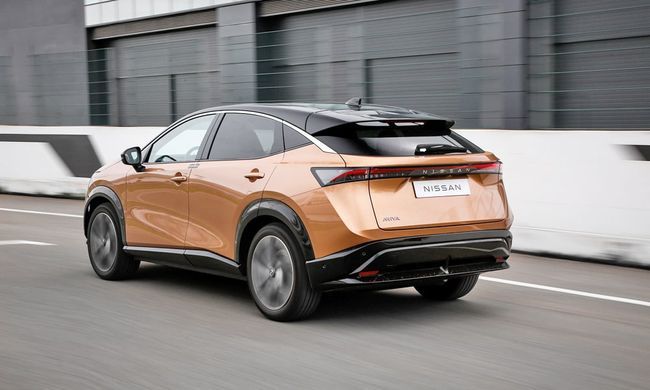 Электромобиль Nissan Ariya 2WD TOP Gold 2023 (в дороге)