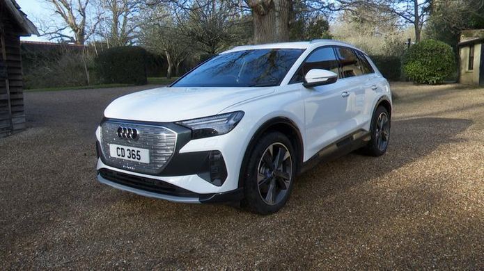 Електромобіль Audi Q4 e-tron 4WD TOP white (на замовлення)