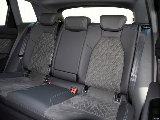 Электромобиль Audi Q4 e-tron 4WD TOP blue (Под заказ)